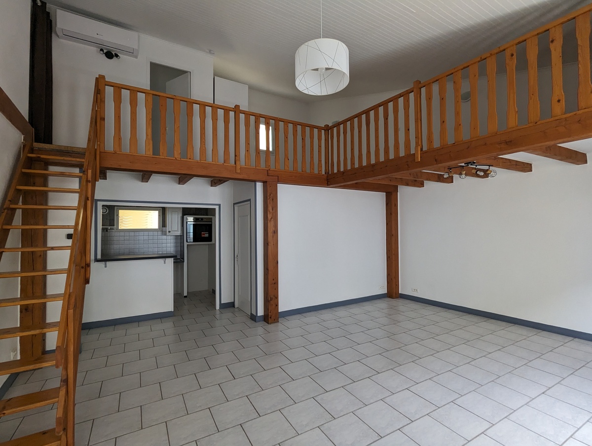 Duplex - Istres