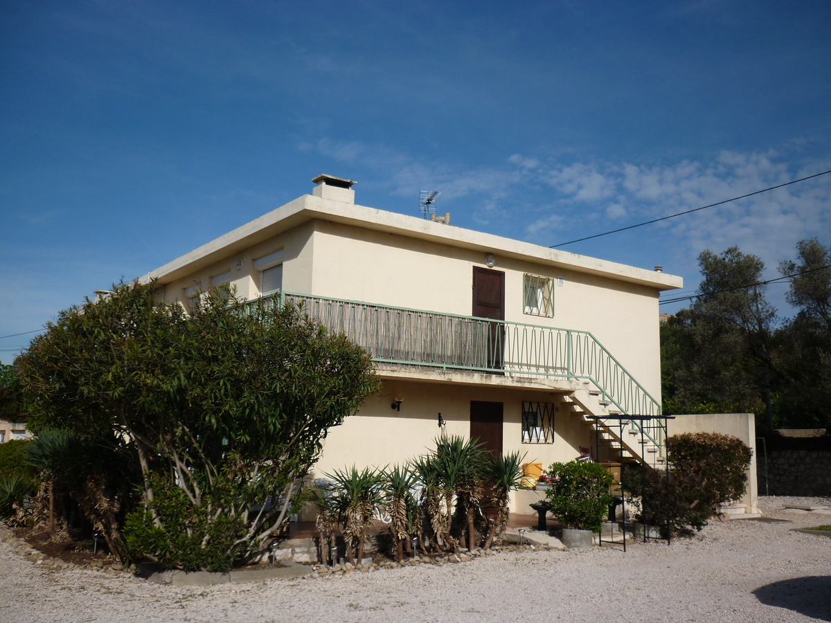 Appartement - Saint Mitre les Remparts