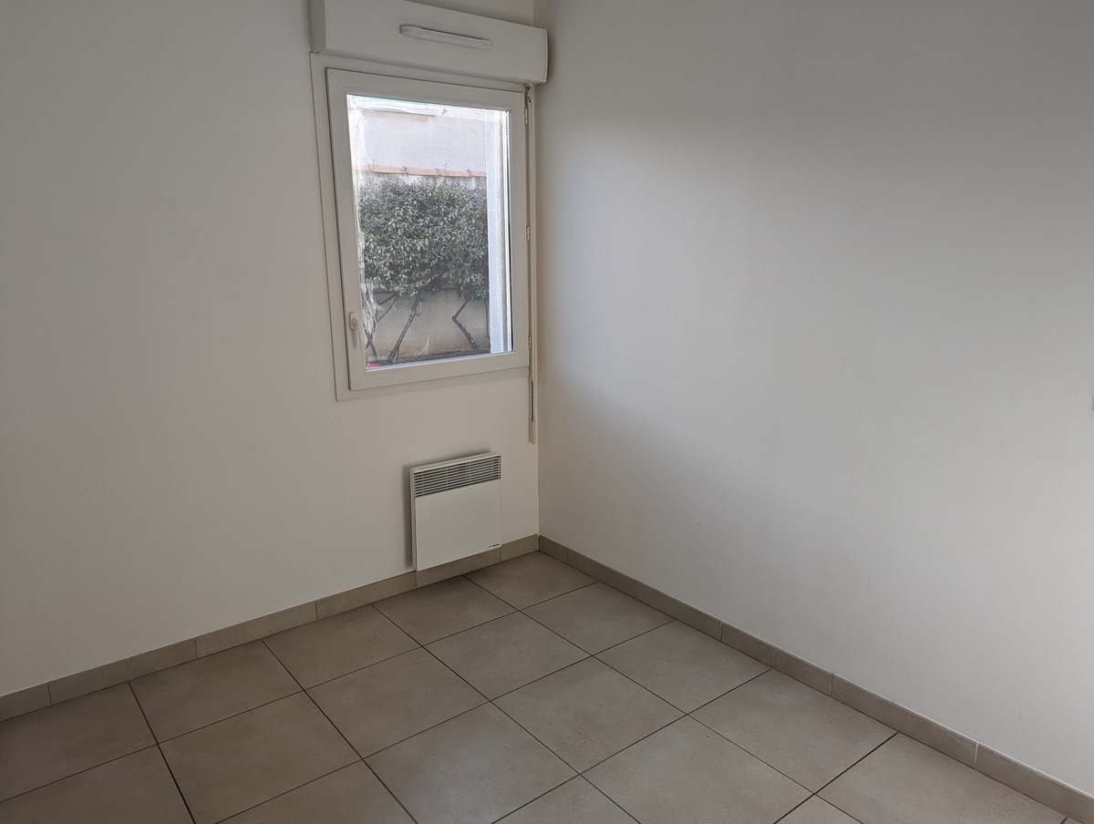 Appartement en rez-de-jardin - Istres